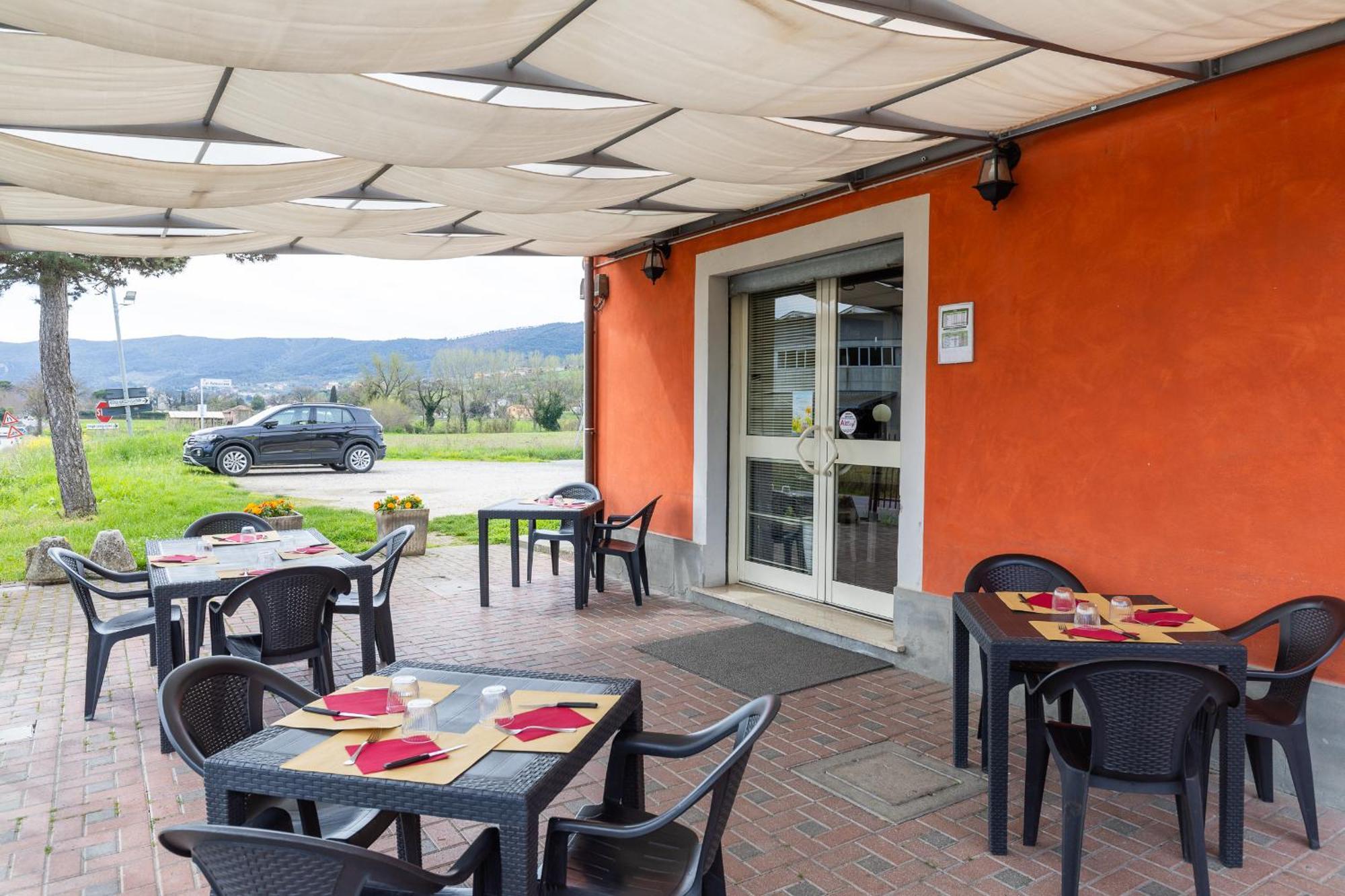 Locanda Dei 4 นาร์นี ภายนอก รูปภาพ
